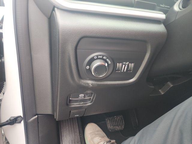 new 2026 Jeep Grand Cherokee L car, priced at $47,378