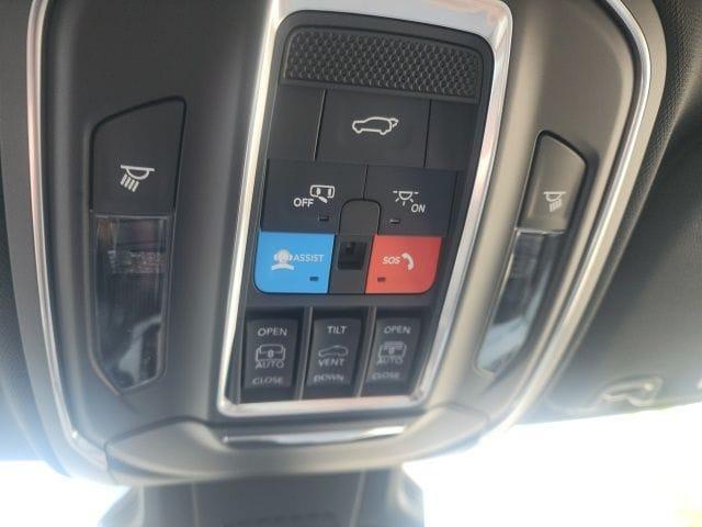 new 2026 Jeep Cherokee car, priced at $40,554