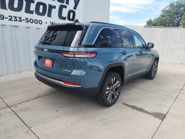 new 2027 Jeep Grand Cherokee car, priced at $47,159