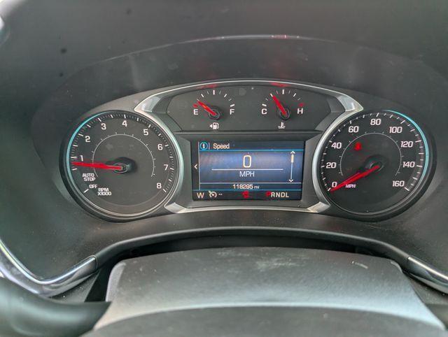 used 2022 Chevrolet Equinox car, priced at $15,695