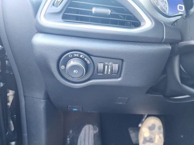 new 2026 Chrysler Pacifica car, priced at $50,391