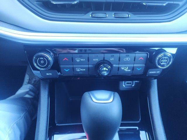 new 2026 Jeep Compass car, priced at $33,011