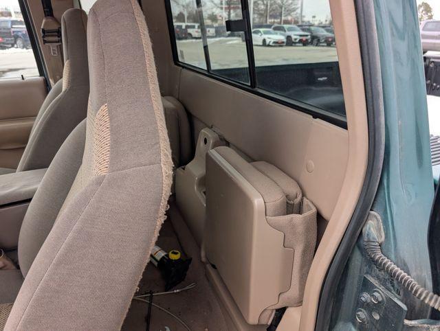 used 1999 Mazda B3000 car, priced at $8,998