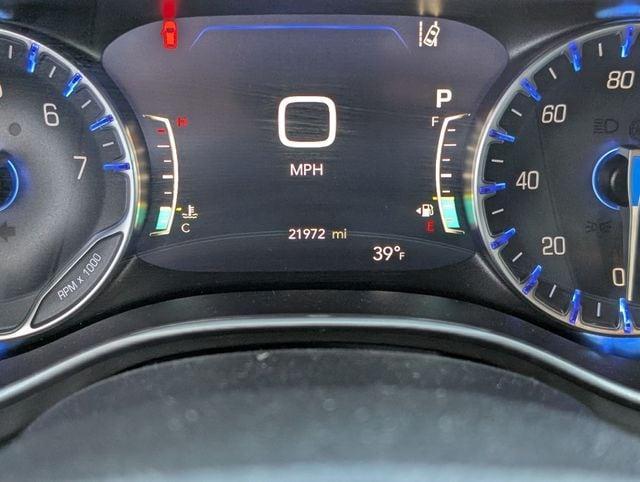 used 2025 Chrysler Pacifica car, priced at $33,395