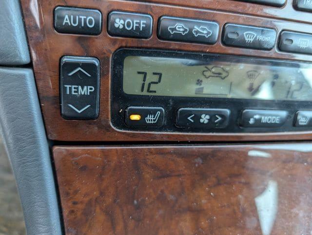 used 2000 Toyota Avalon car, priced at $4,415