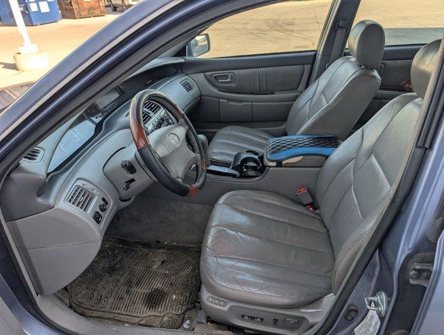 used 2000 Toyota Avalon car, priced at $4,415