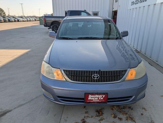 used 2000 Toyota Avalon car, priced at $4,415