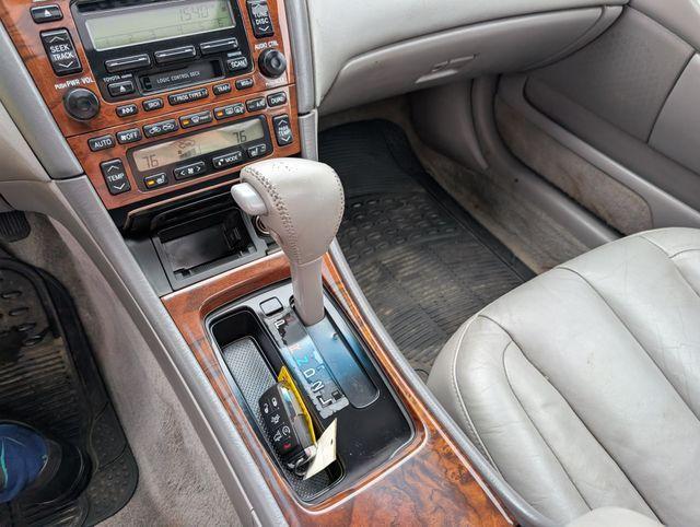 used 2000 Toyota Avalon car, priced at $4,415