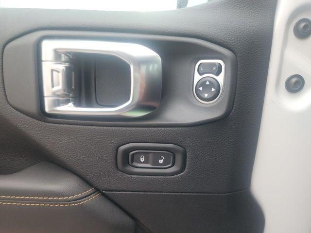 new 2026 Jeep Gladiator car, priced at $44,708