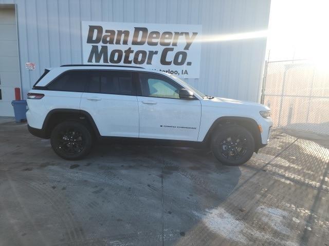 new 2026 Jeep Grand Cherokee car, priced at $45,394