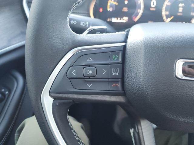 new 2026 Jeep Grand Cherokee car, priced at $45,925