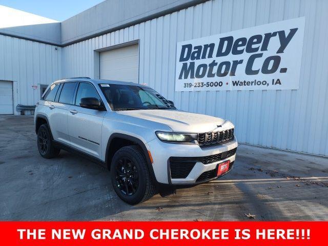 new 2026 Jeep Grand Cherokee car, priced at $43,740