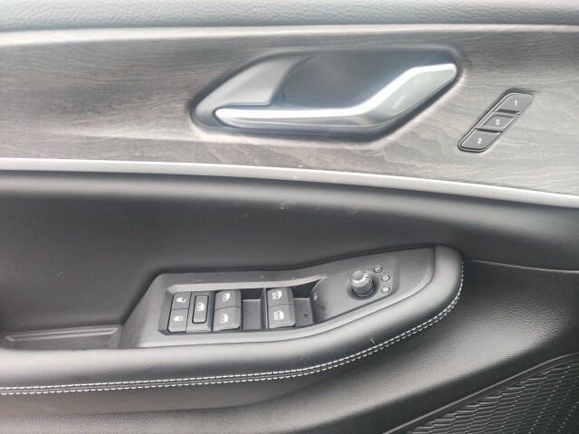 new 2025 Jeep Grand Cherokee car, priced at $44,631