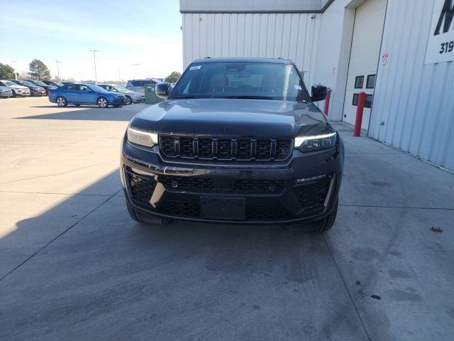 new 2026 Jeep Grand Cherokee car, priced at $59,954