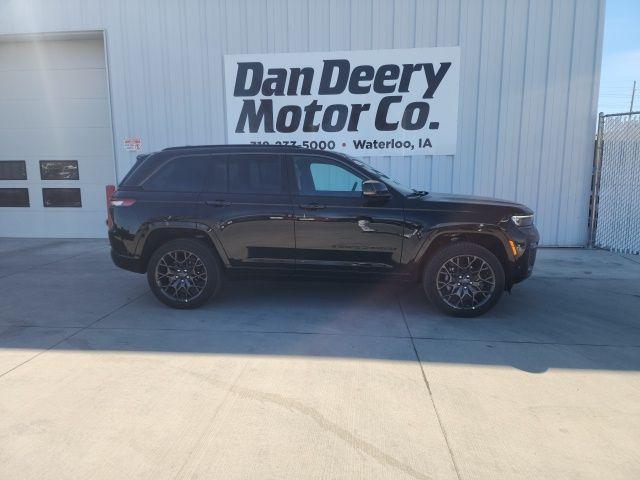 new 2026 Jeep Grand Cherokee car, priced at $59,954