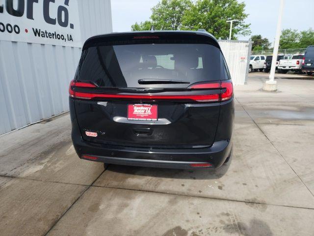 new 2026 Chrysler Pacifica car, priced at $40,716