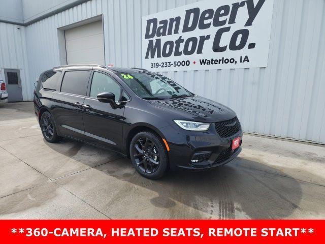 new 2026 Chrysler Pacifica car, priced at $40,716