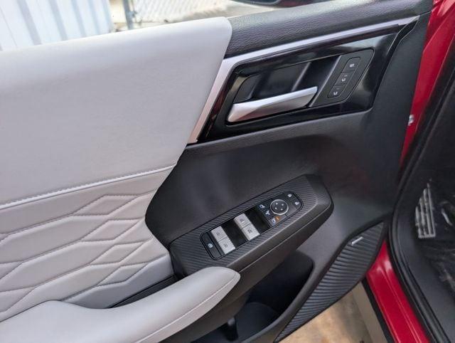 used 2025 Mitsubishi Outlander car, priced at $28,674