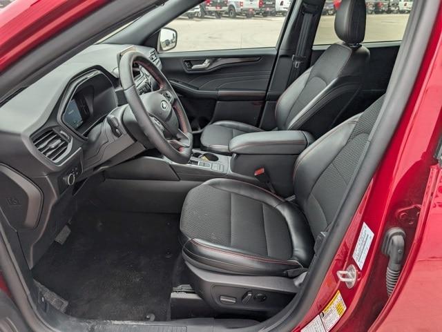 used 2025 Ford Escape car, priced at $25,550