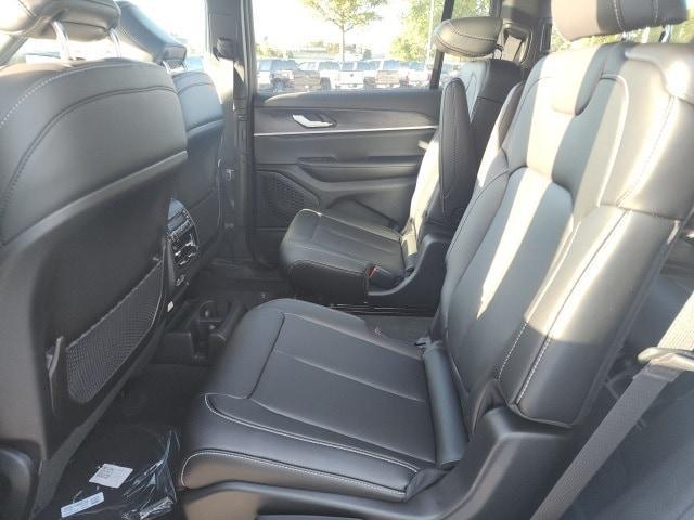 new 2025 Jeep Grand Cherokee L car, priced at $44,940