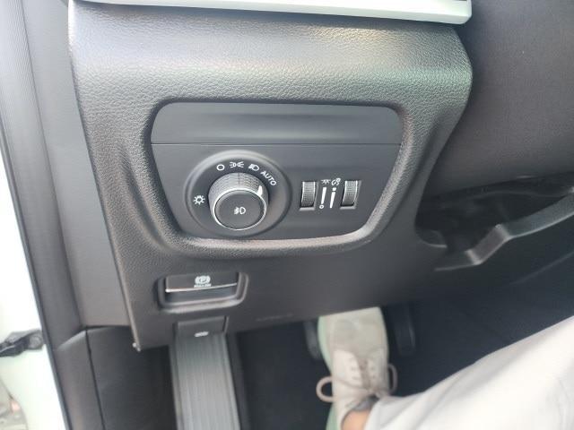 new 2025 Jeep Grand Cherokee L car, priced at $44,940