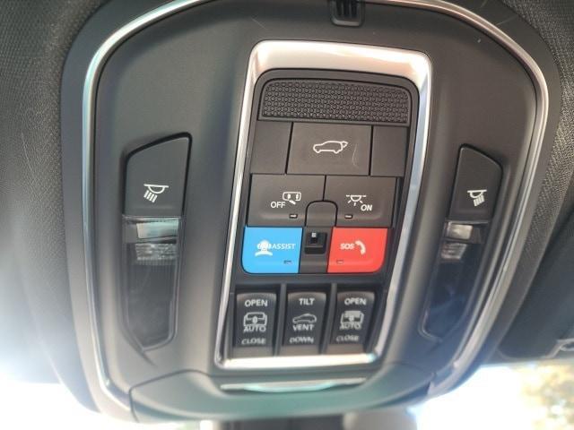 new 2025 Jeep Grand Cherokee L car, priced at $44,940