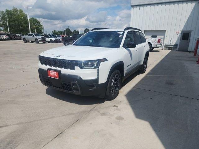 new 2026 Jeep Cherokee car, priced at $36,007