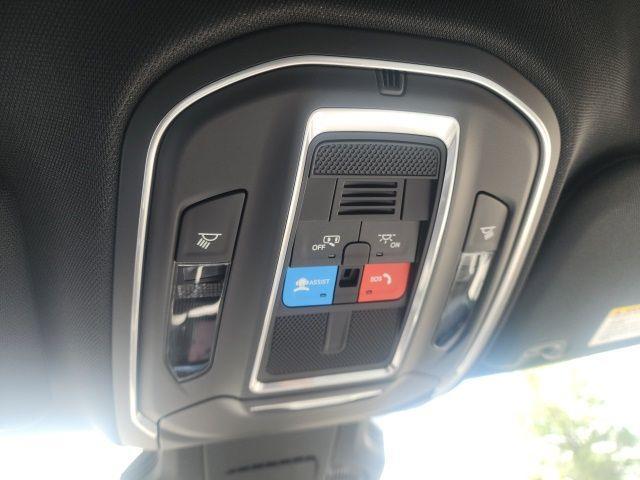new 2026 Jeep Cherokee car, priced at $36,007