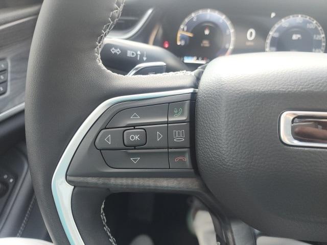 new 2025 Jeep Grand Cherokee car, priced at $45,753