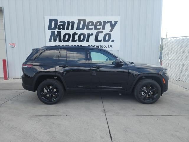 new 2025 Jeep Grand Cherokee car, priced at $45,753