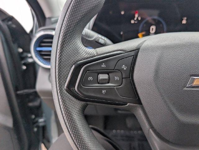 used 2025 Chevrolet Trax car, priced at $19,353