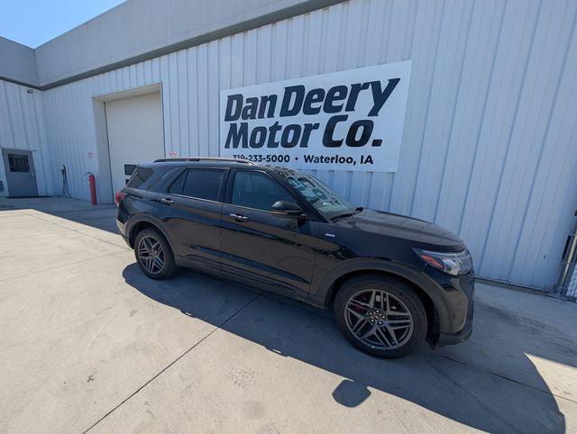 used 2025 Ford Explorer car, priced at $38,995