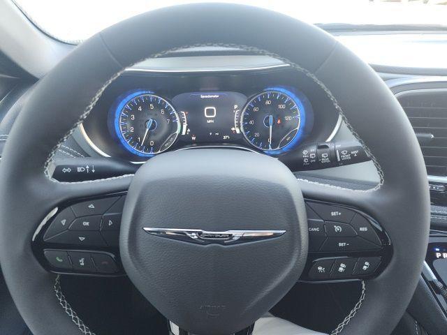 new 2026 Chrysler Pacifica car, priced at $48,977