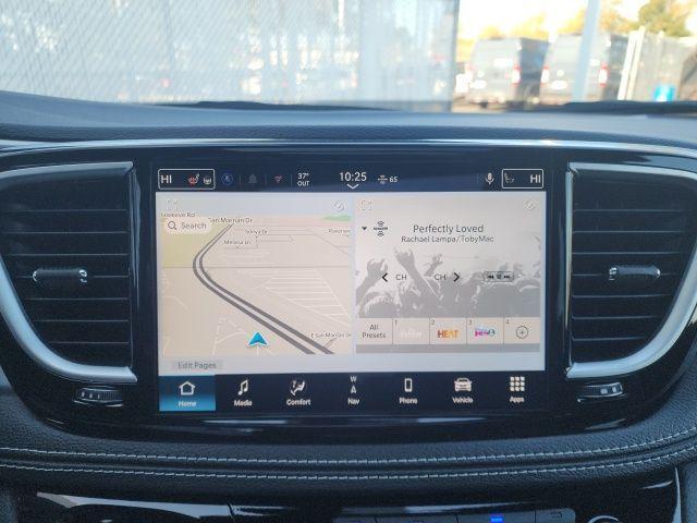 new 2026 Chrysler Pacifica car, priced at $48,977