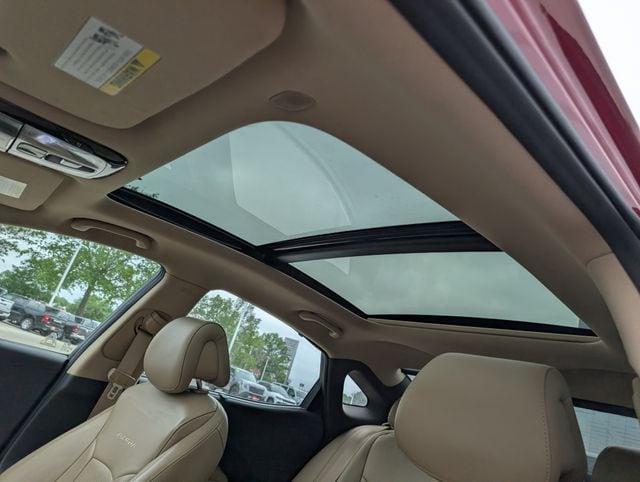 used 2014 Hyundai Azera car, priced at $13,925