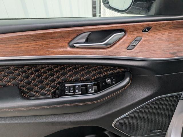 used 2024 Jeep Grand Cherokee L car, priced at $38,452