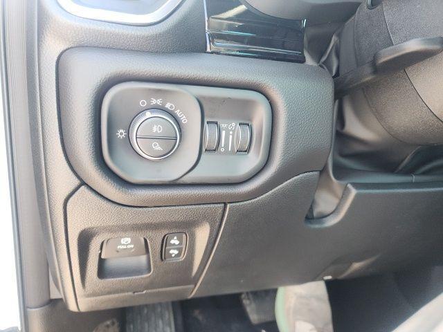 new 2026 Ram 1500 car, priced at $61,721