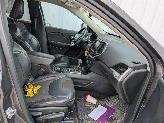 used 2017 Jeep Cherokee car, priced at $13,117