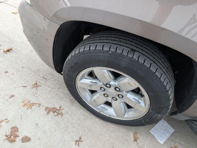 used 2013 GMC Yukon XL car, priced at $12,221