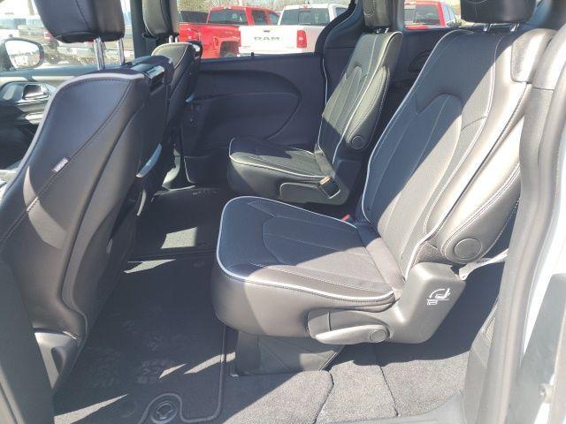 new 2026 Chrysler Pacifica car, priced at $54,388