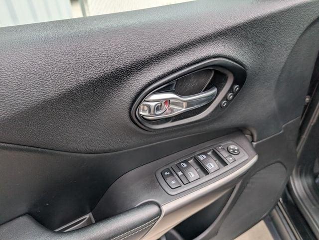 used 2021 Jeep Cherokee car, priced at $19,217