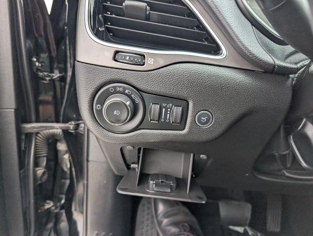 used 2021 Jeep Cherokee car, priced at $19,217