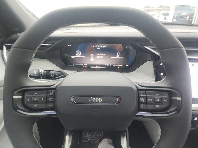 new 2026 Jeep Cherokee car, priced at $40,040