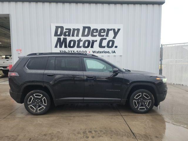 new 2026 Jeep Cherokee car, priced at $40,040