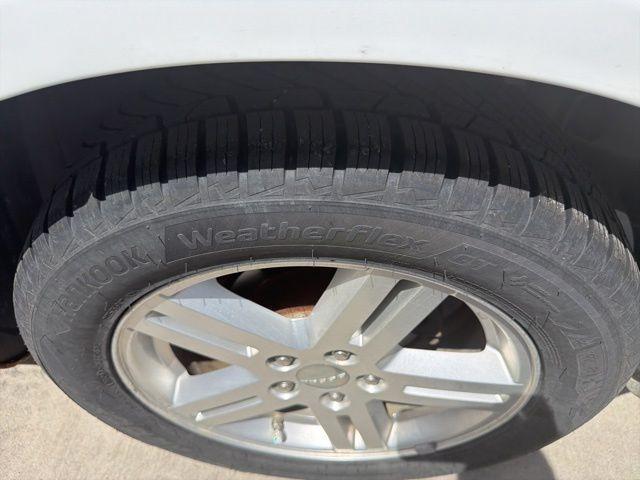 used 2013 Dodge Avenger car, priced at $4,746