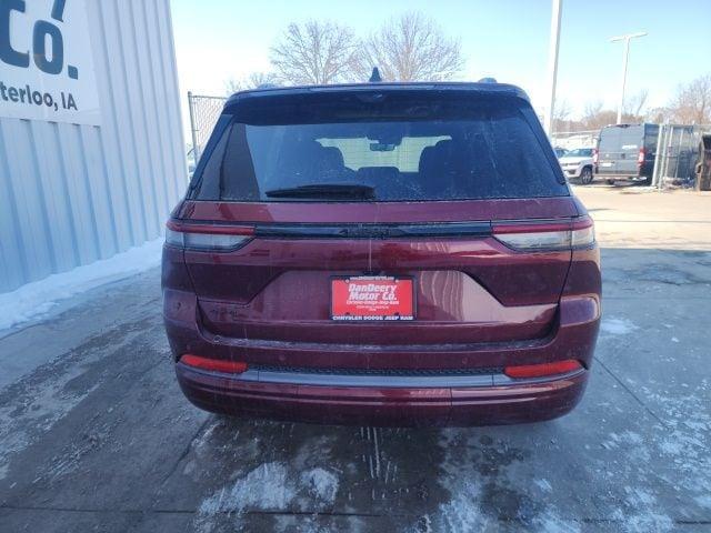 new 2026 Jeep Grand Cherokee car, priced at $51,215