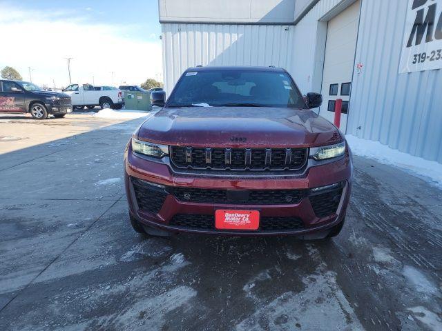 new 2026 Jeep Grand Cherokee car, priced at $51,215