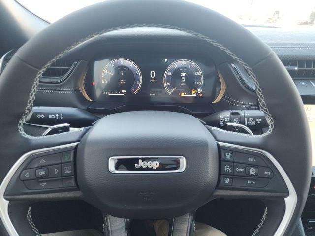 new 2026 Jeep Grand Cherokee car, priced at $51,215