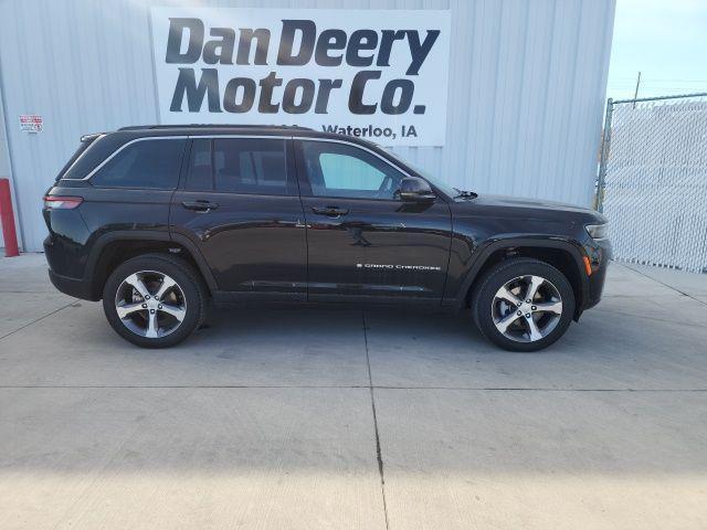 new 2026 Jeep Grand Cherokee car, priced at $40,169