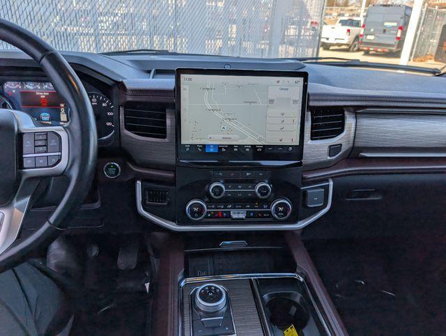 used 2024 Ford Expedition car, priced at $33,249